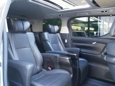 2020 Toyota Alphard 2.5 SC Package รูปที่ 3